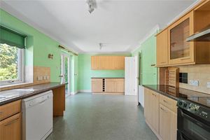Kitchen/Diner- click for photo gallery